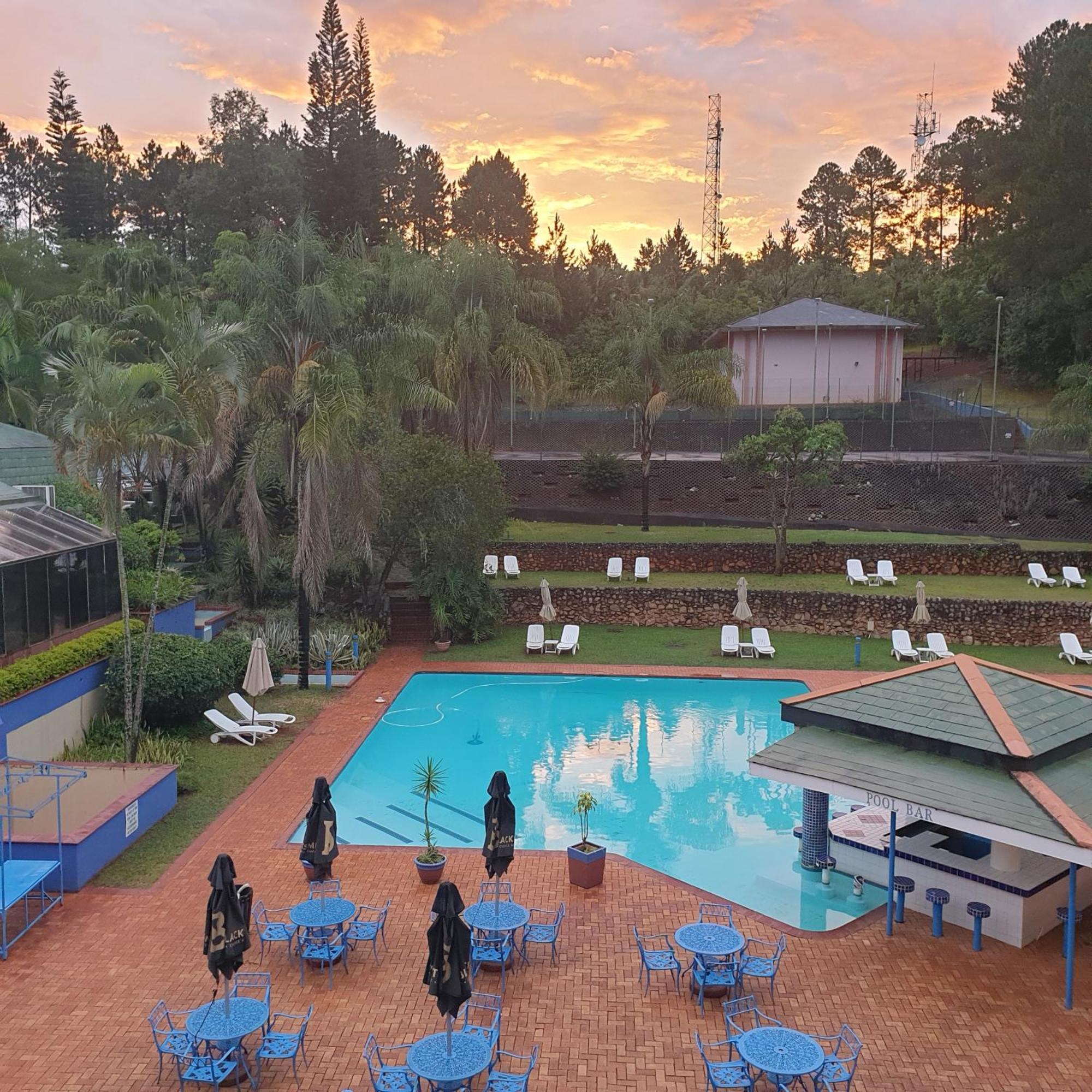 Piggs Peak Hotel מראה חיצוני תמונה
